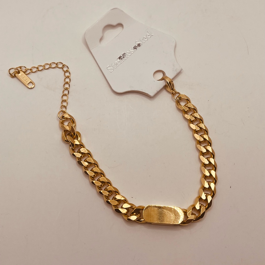 Stainless Steel Bracelet For Women Elegant Style 18$